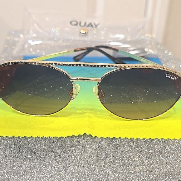 Quay Australia Easily Amused 44MM Round Sunglasses - Picture 7 of 11